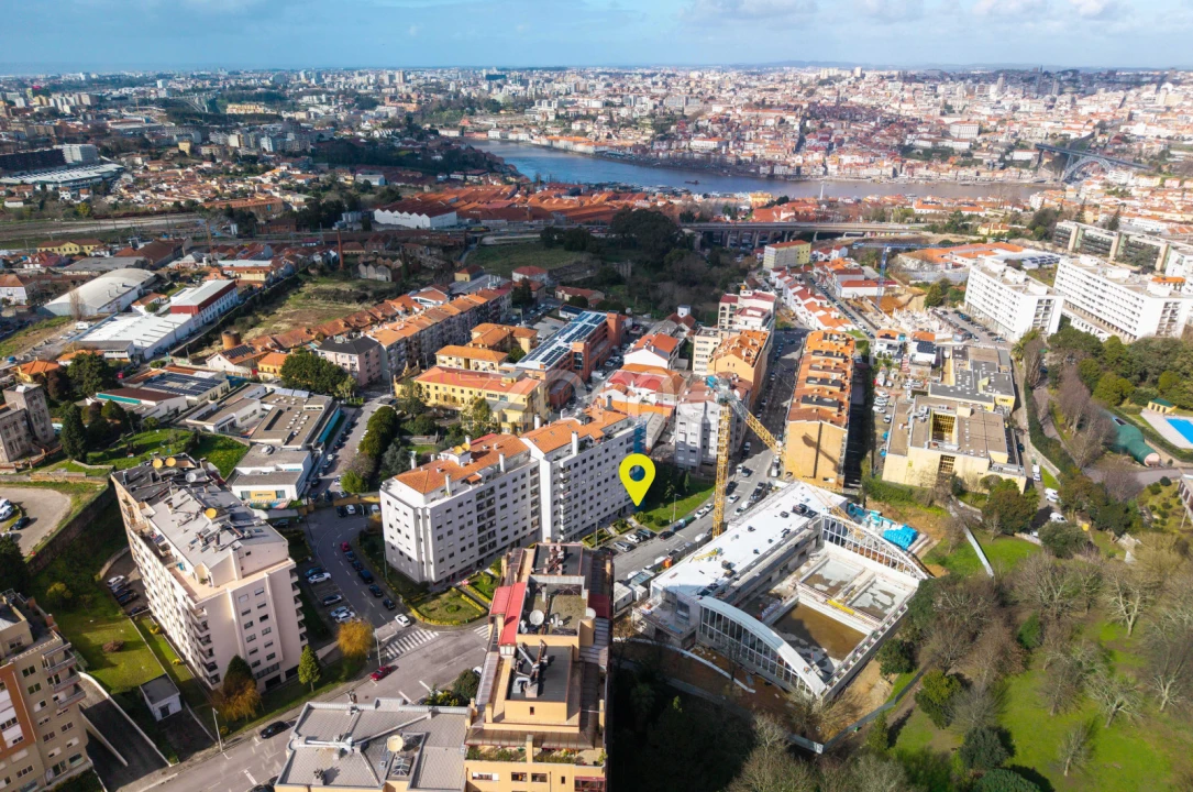 Negócio para Venda em Santa Marinha e São Pedro da Afurada Foto 19