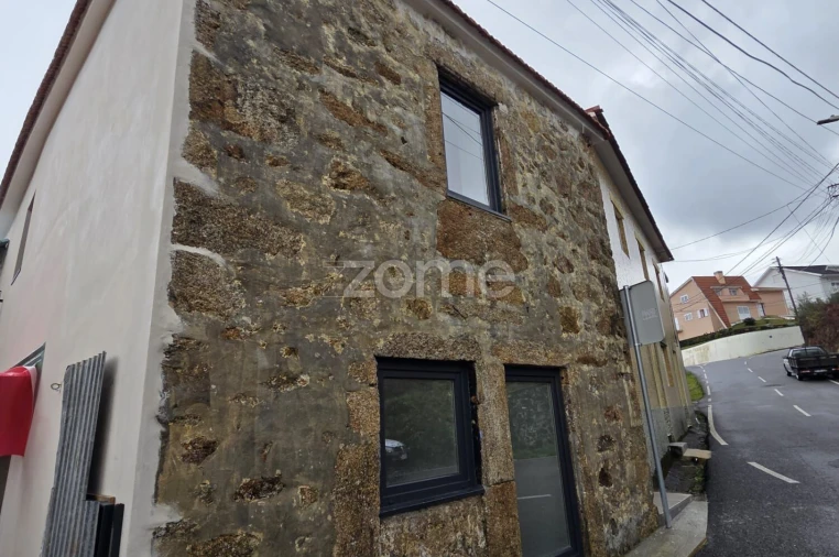 Apartamento T9 para Venda em Santa Maria da Feira, Travanca, Sanfins e Espargo Foto 6