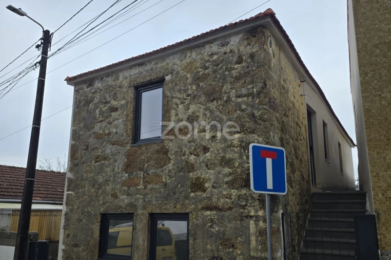 Apartamento T9 para Venda em Santa Maria da Feira, Travanca, Sanfins e Espargo Foto 1