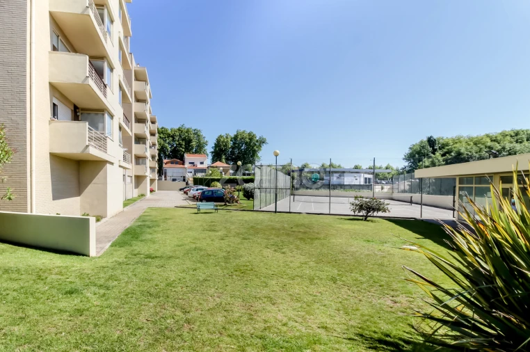 Apartamento T1 para Arrendamento em Ramalde Foto 10
