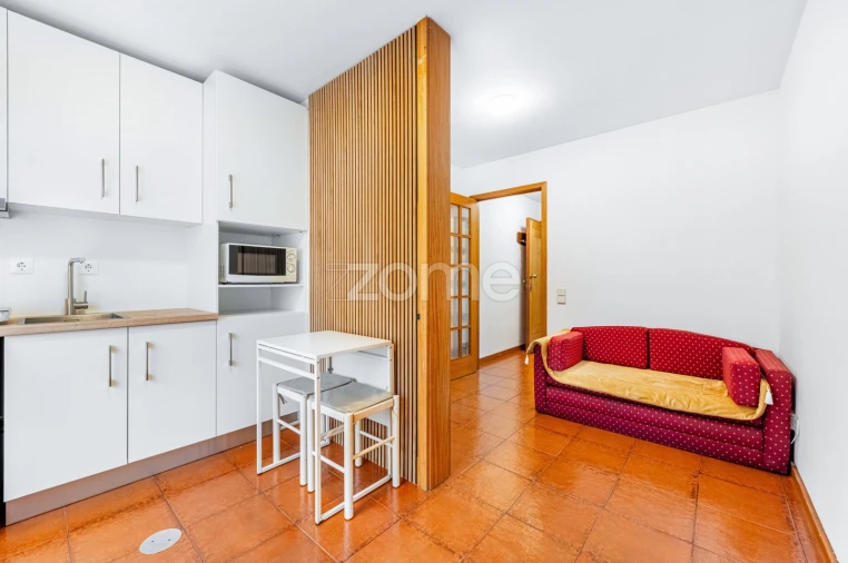 Apartamento T1 para Arrendamento em Ramalde Foto 16
