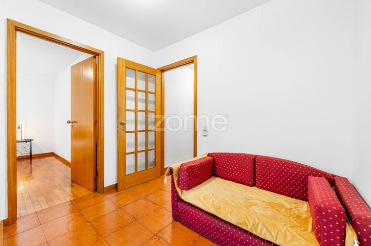 Apartamento T1 para Arrendamento em Ramalde Foto 18