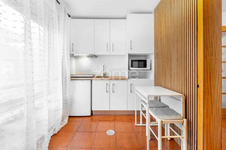 Apartamento T1 para Arrendamento em Ramalde Foto 17