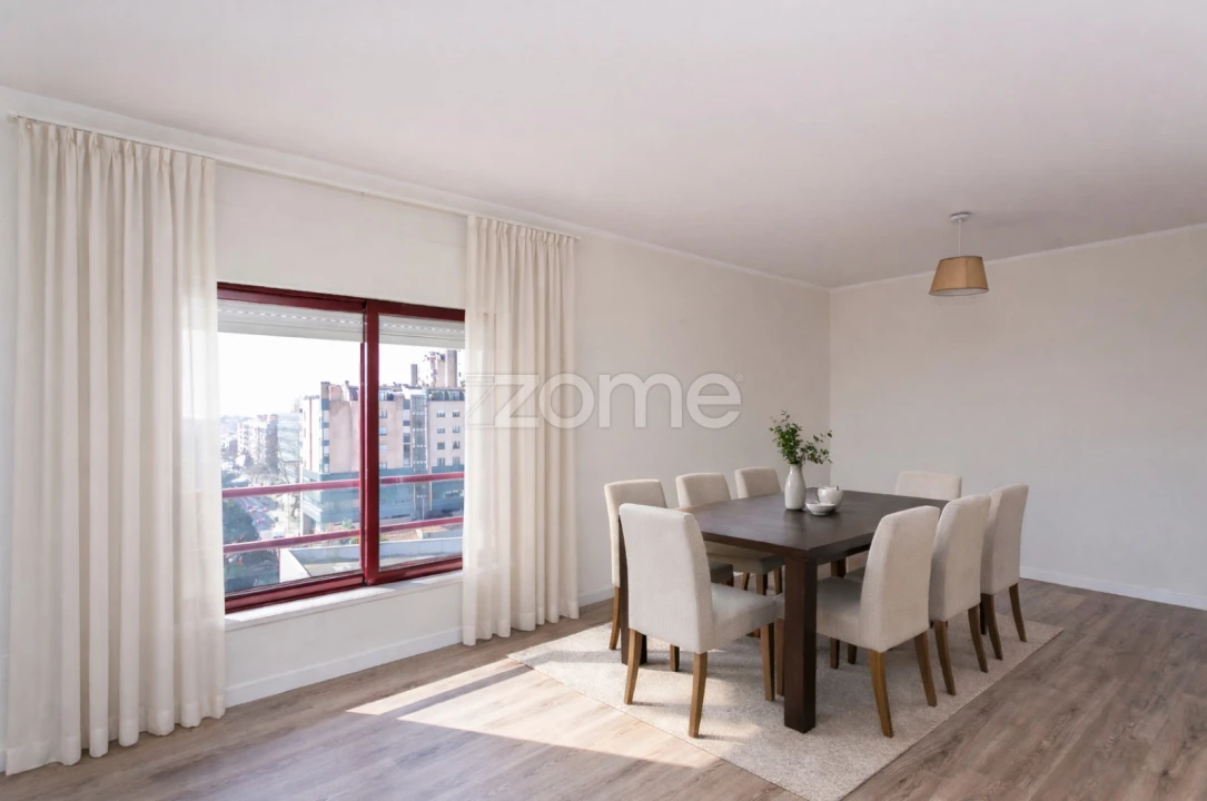 Apartamento T2 para Arrendamento em Ramalde Foto 7