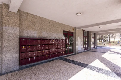 Apartamento T2 para Arrendamento em Ramalde