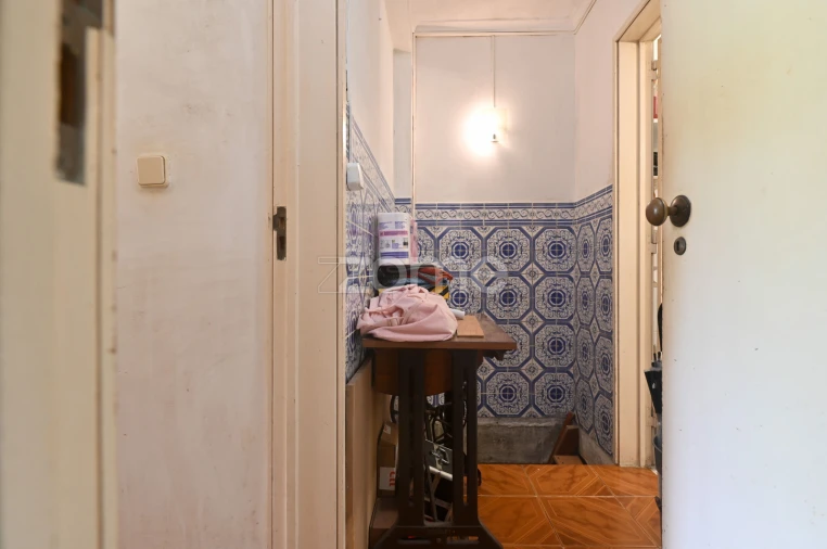 Apartamento T1 para Venda em Carcavelos e Parede Foto 18