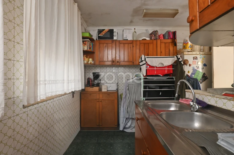 Apartamento T1 para Venda em Carcavelos e Parede Foto 13