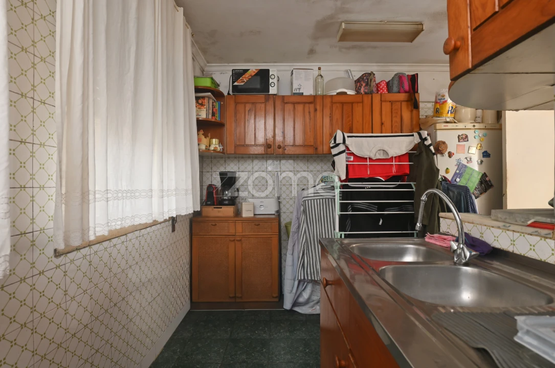 Apartamento T1 para Venda em Carcavelos e Parede Foto 13