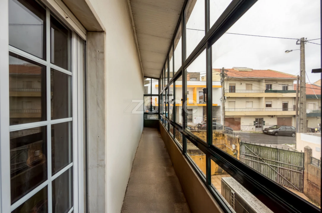 Moradia T4 para Venda em Pontinha e Famões Foto 14