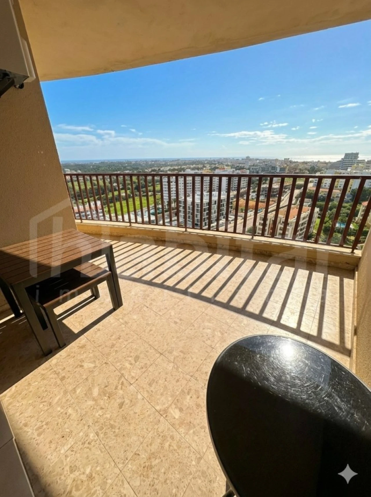 Apartamento T1 para Venda em Portimão Foto 16