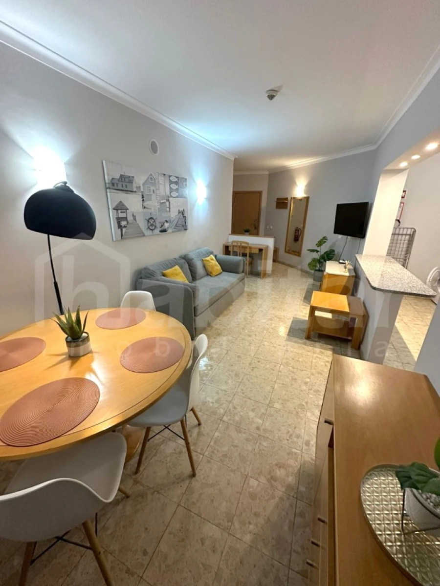 Apartamento T1 para Venda em Portimão Foto 2
