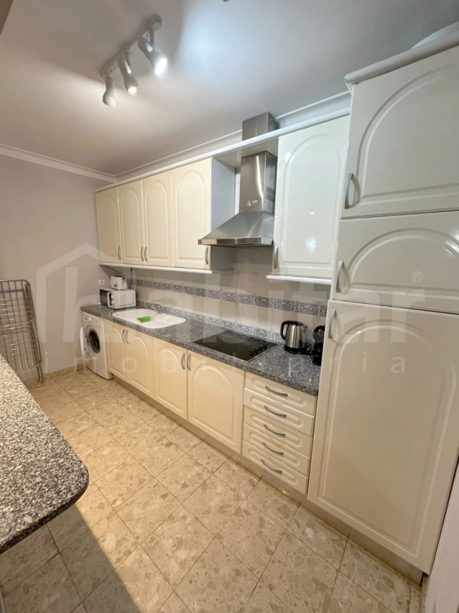 Apartamento T1 para Venda em Portimão Foto 9