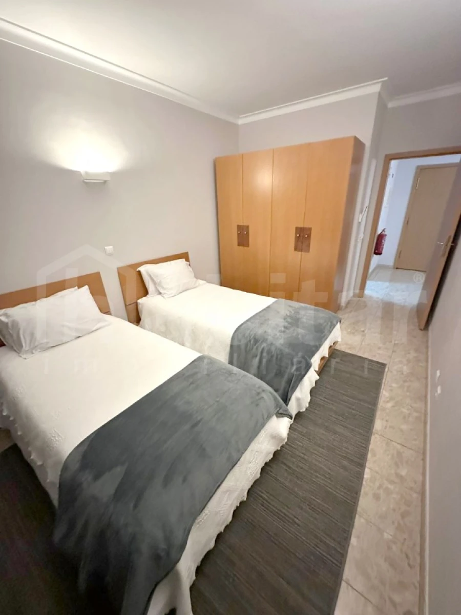 Apartamento T1 para Venda em Portimão Foto 13