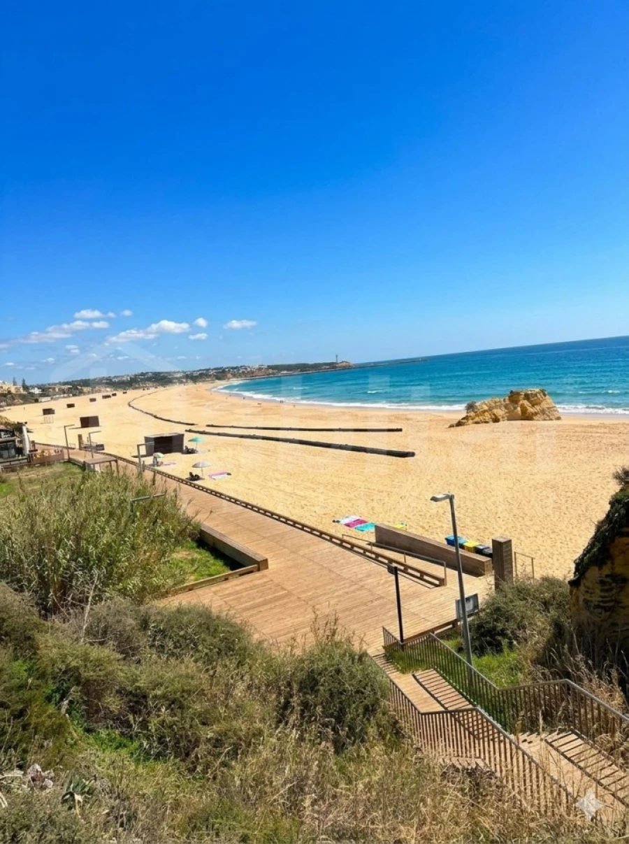 Apartamento T1 para Venda em Portimão Foto 20