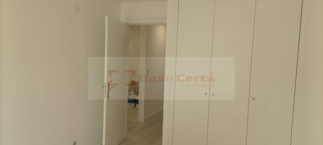 Apartamento T3 para Venda em Vialonga Foto 11