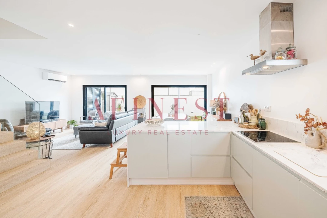 Moradia T4 para Venda em São Domingos de Rana Foto 18