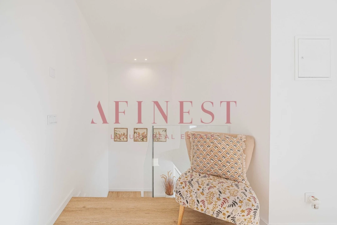 Moradia T4 para Venda em São Domingos de Rana Foto 28