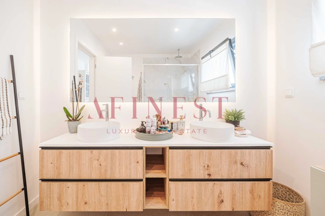 Moradia T4 para Venda em São Domingos de Rana Foto 40