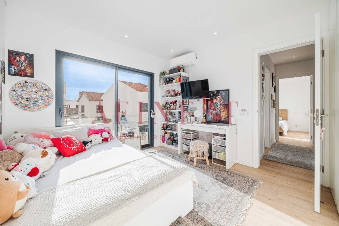 Moradia T4 para Venda em São Domingos de Rana Foto 45