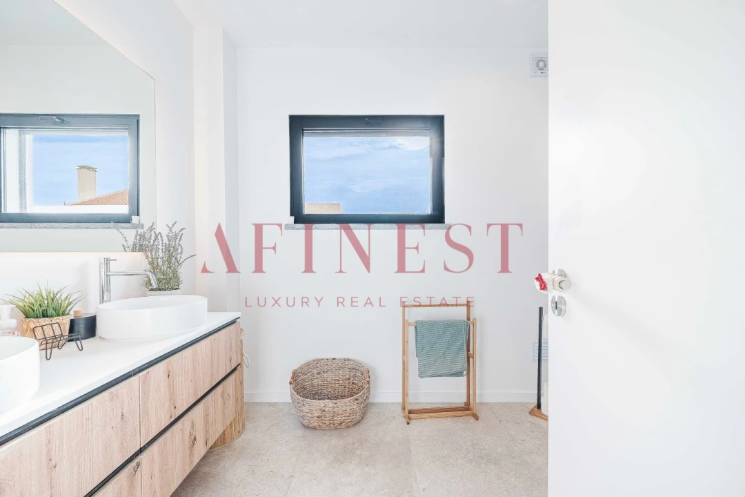 Moradia T4 para Venda em São Domingos de Rana Foto 51