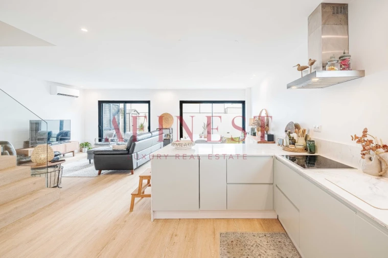 Moradia T4 para Venda em São Domingos de Rana Foto 18