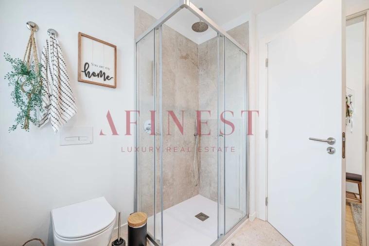 Moradia T4 para Venda em São Domingos de Rana Foto 24