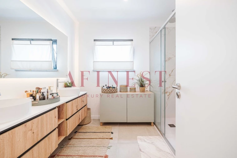 Moradia T4 para Venda em São Domingos de Rana Foto 37