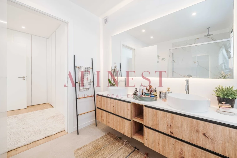 Moradia T4 para Venda em São Domingos de Rana Foto 41