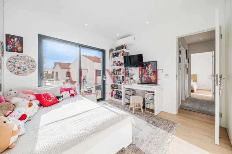 Moradia T4 para Venda em São Domingos de Rana Foto 45