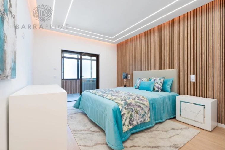 Apartamento T3 para Venda em Quarteira Foto 15