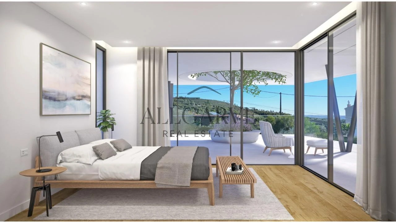 Terreno para Venda em Monchique Foto 9