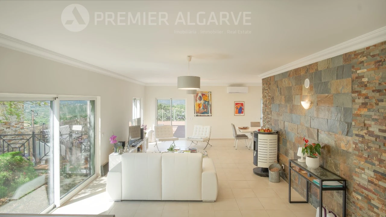 Moradia T3 para Venda em São Brás de Alportel Foto 9