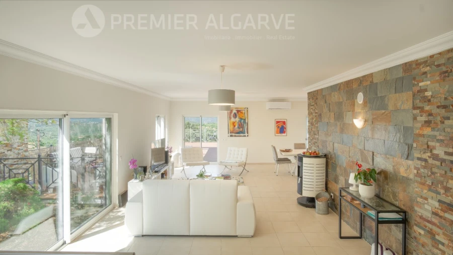 Moradia T3 para Venda em São Brás de Alportel Foto 9