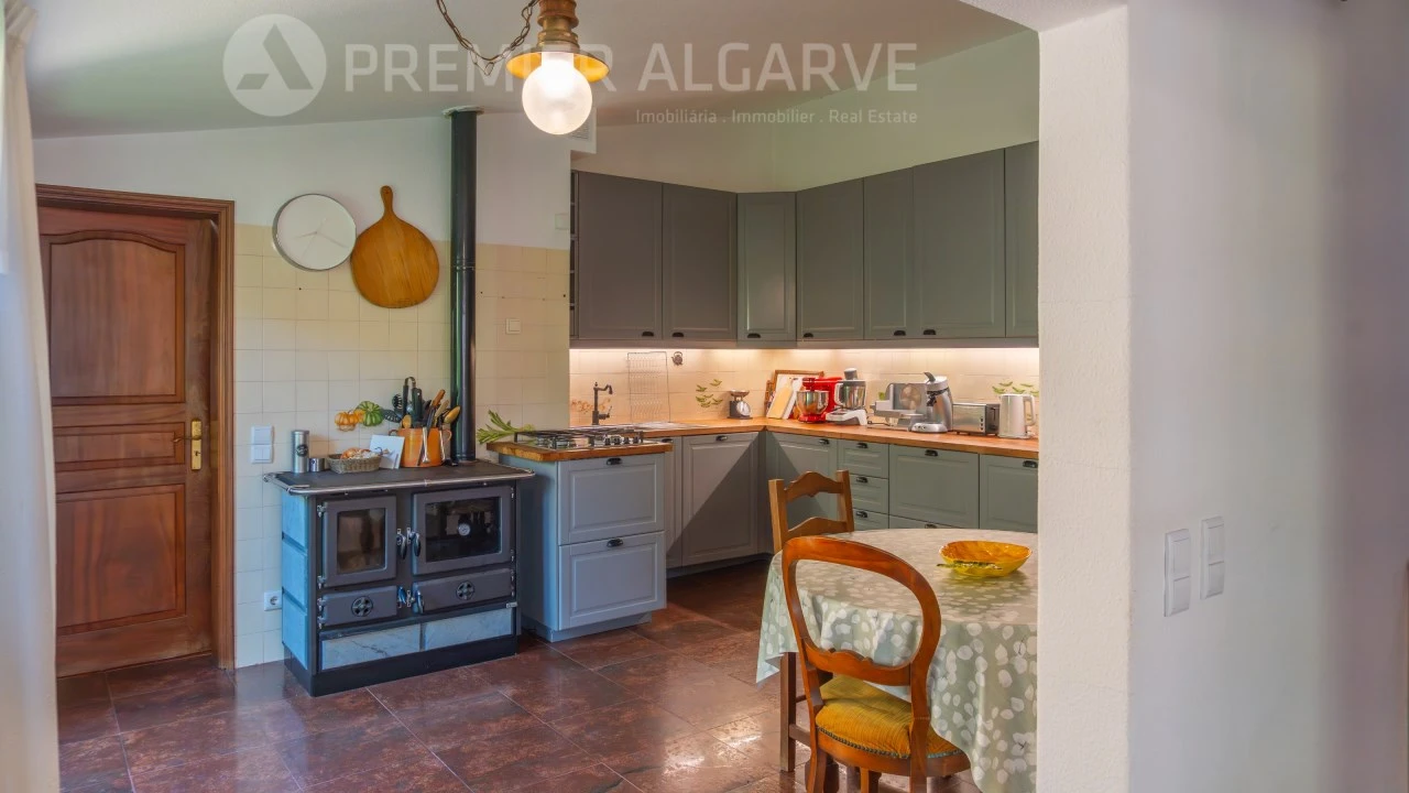 Moradia T5 para Venda em Pechão Foto 14