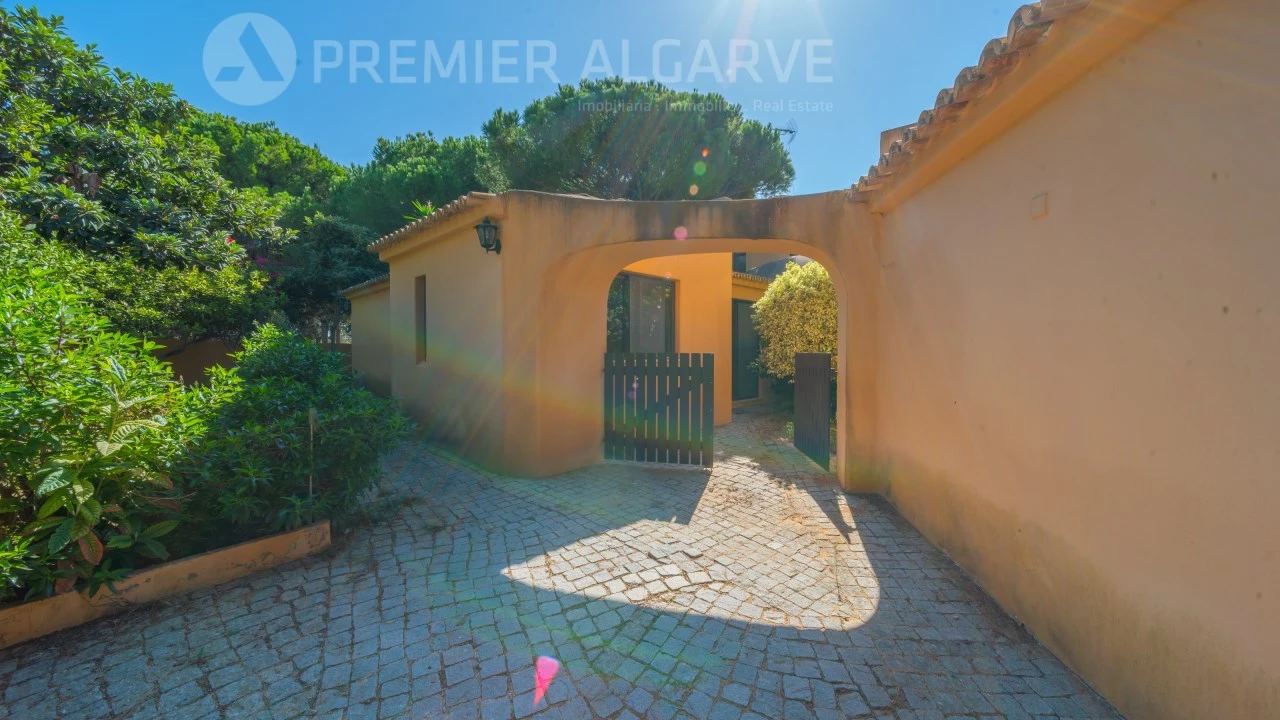 Moradia T5 para Venda em Pechão Foto 50