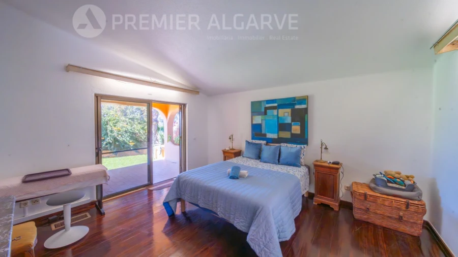 Moradia T5 para Venda em Pechão Foto 36