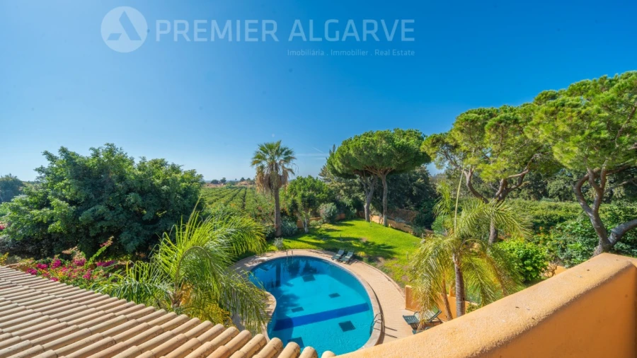 Moradia T5 para Venda em Pechão Foto 54