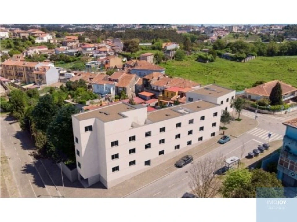 Apartamento T2 para Venda em Campanhã Foto 7