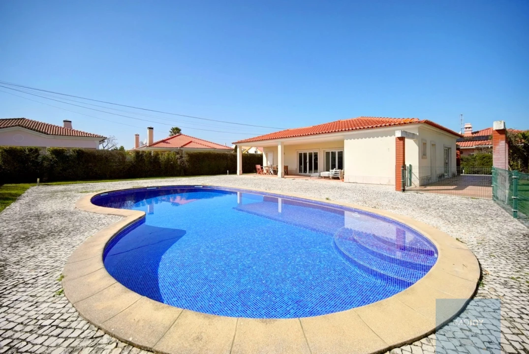 Moradia T3 para Venda em Azeitão (São Lourenço e São Simão) Foto 2