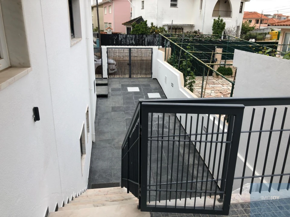 Apartamento T3 para Arrendamento em Carcavelos e Parede Foto 23