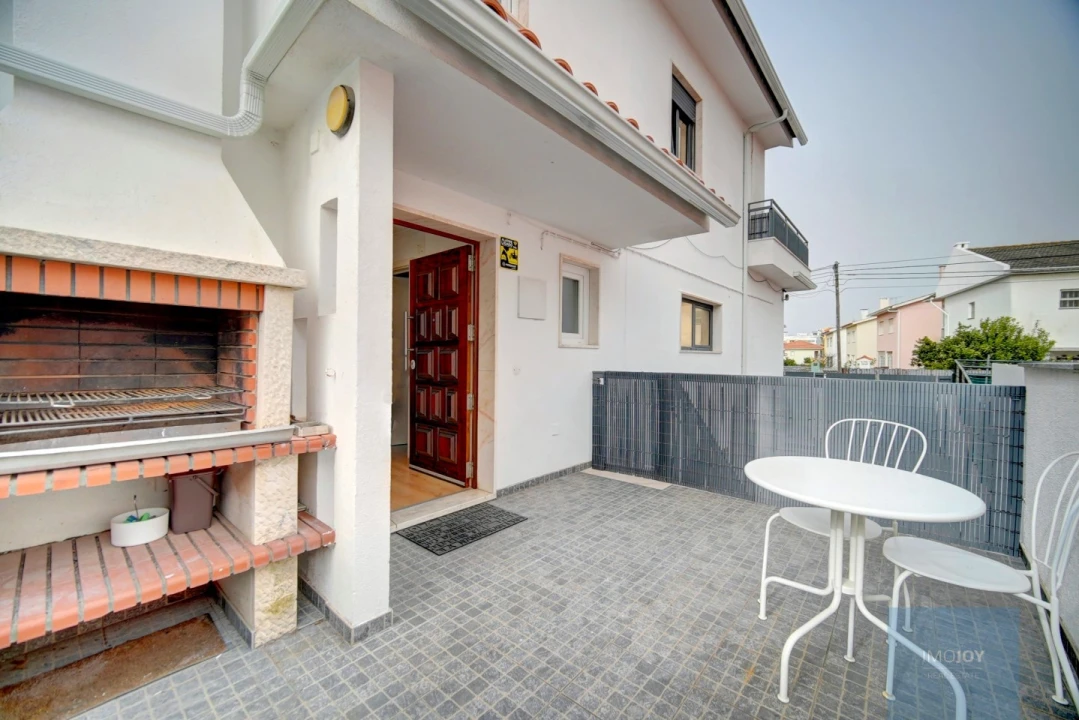 Apartamento T3 para Arrendamento em Carcavelos e Parede Foto 3