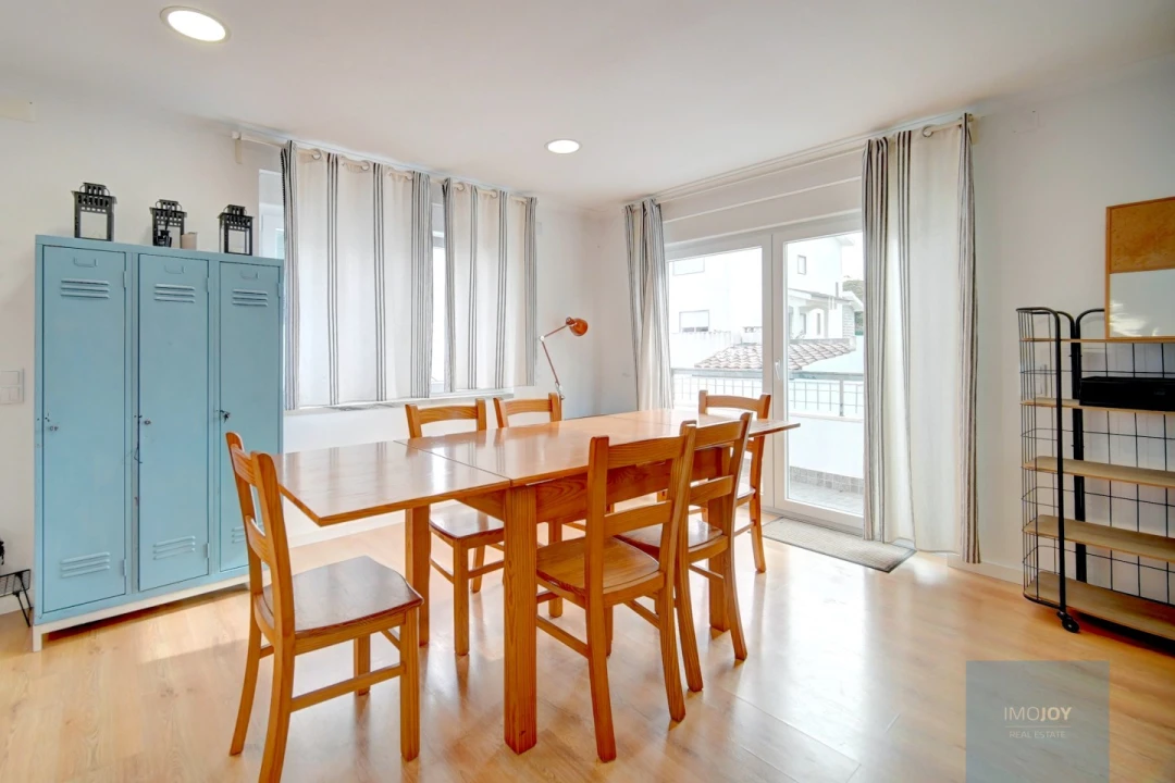 Apartamento T3 para Arrendamento em Carcavelos e Parede Foto 5