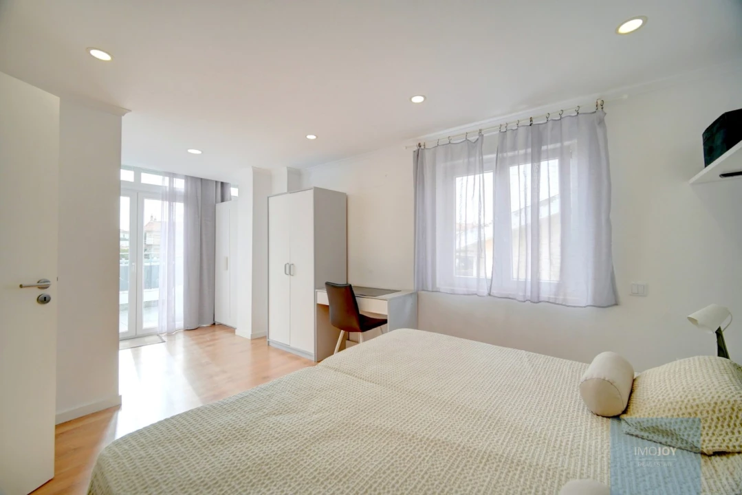 Apartamento T3 para Arrendamento em Carcavelos e Parede Foto 12
