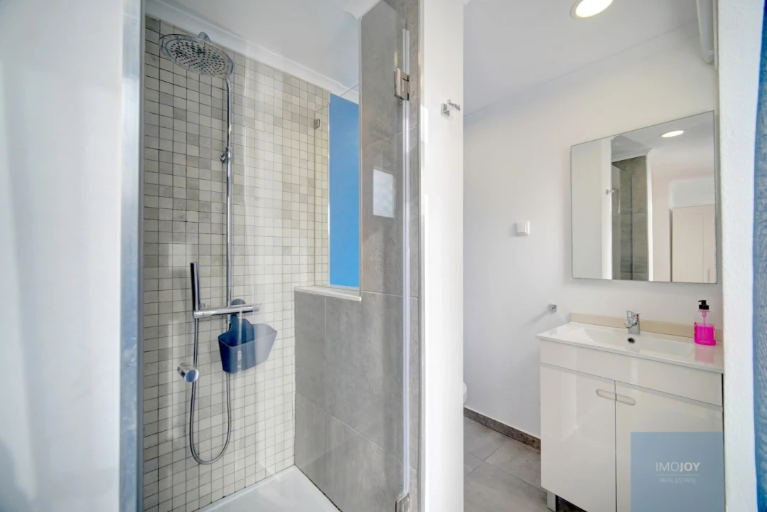 Apartamento T3 para Arrendamento em Carcavelos e Parede Foto 13