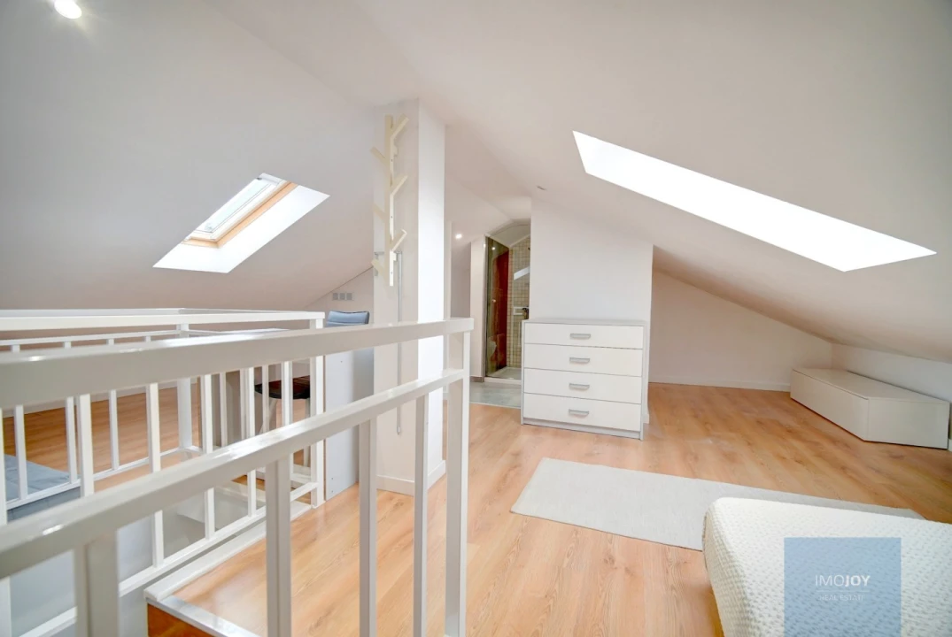 Apartamento T3 para Arrendamento em Carcavelos e Parede Foto 21