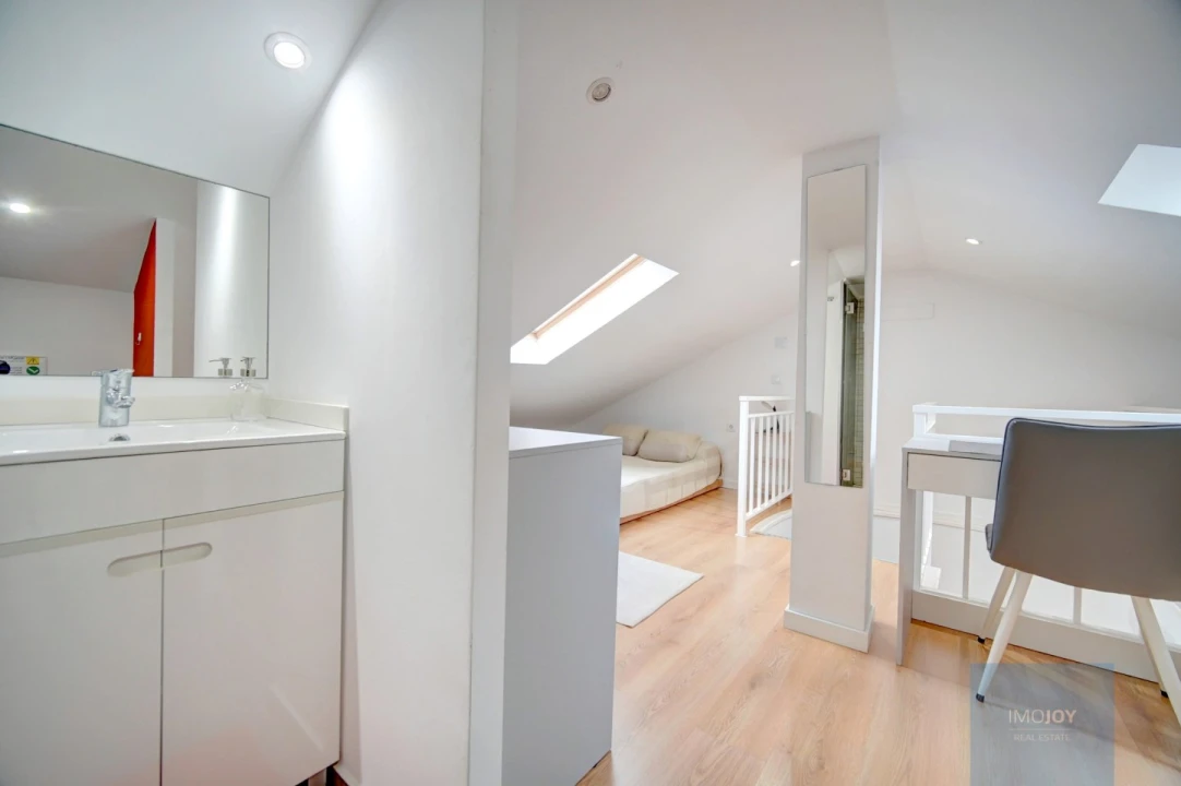 Apartamento T3 para Arrendamento em Carcavelos e Parede Foto 25