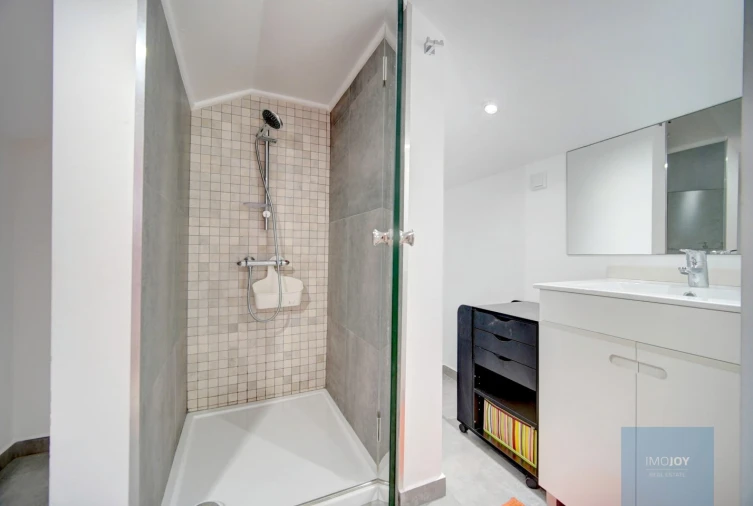 Apartamento T3 para Arrendamento em Carcavelos e Parede Foto 24