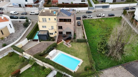 Moradia T5 para Venda em Aldoar, Foz do Douro e Nevogilde