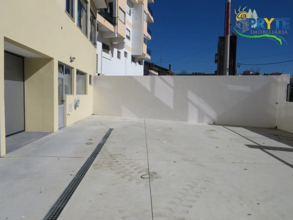 Armazém para Arrendamento em Sertã Foto 3