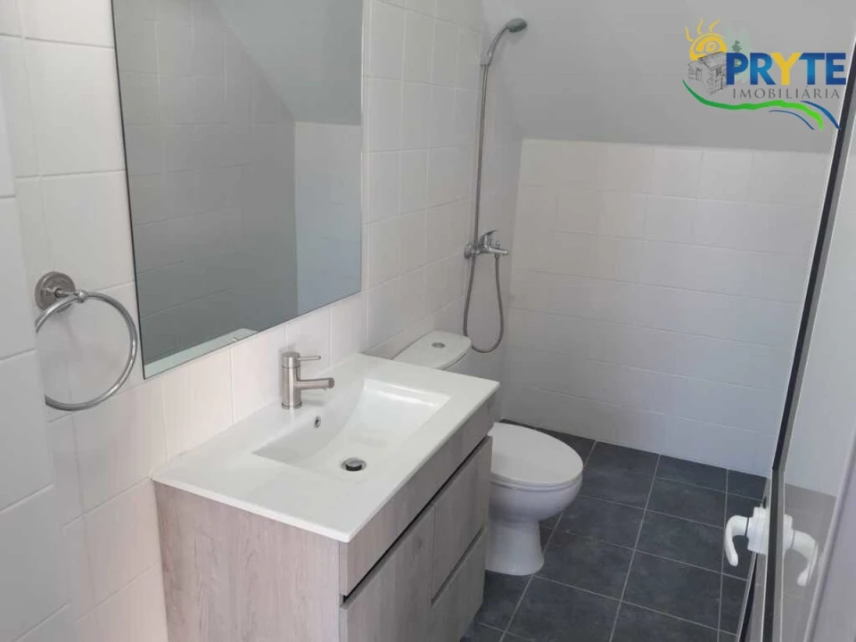 Armazém para Arrendamento em Sertã Foto 4